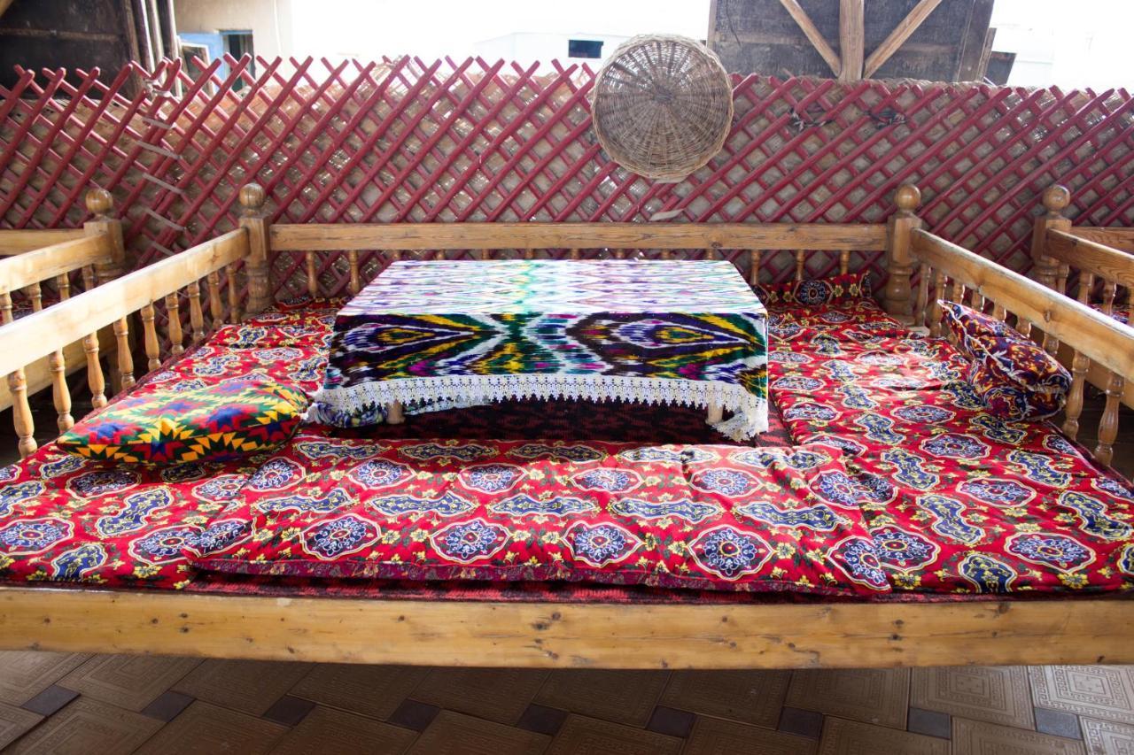 Kyzylkum Nights Camp & Family Yurt Hotell Nurota Exteriör bild