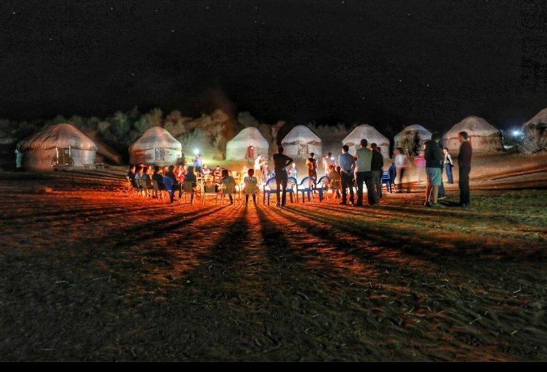 Kyzylkum Nights Camp & Family Yurt Hotell Nurota Exteriör bild